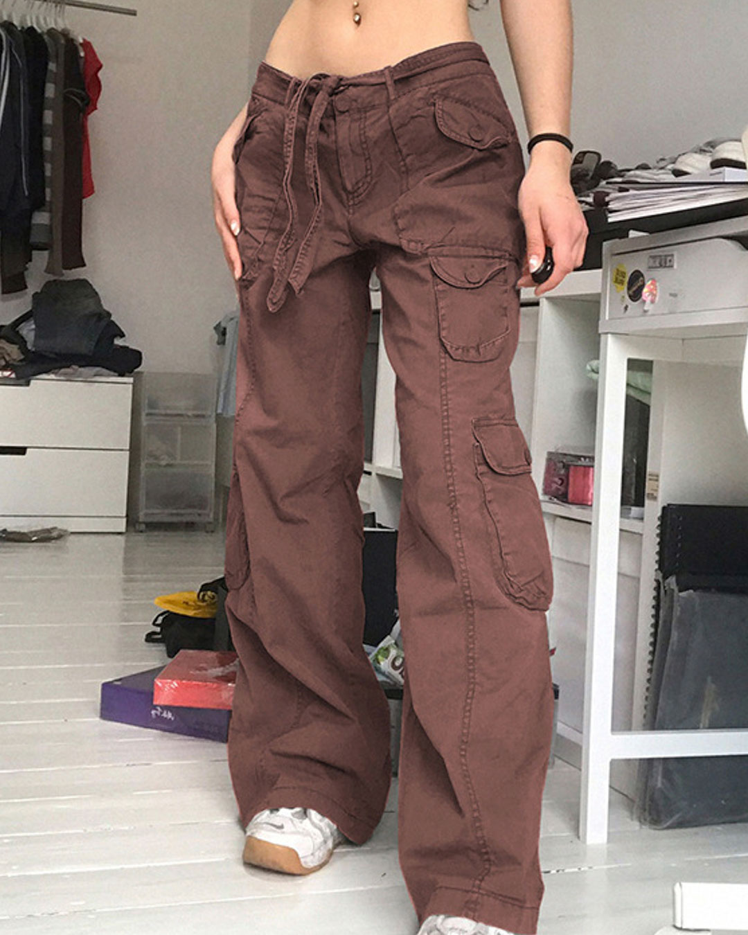 Low-rise Flap Pocket Cargo Jeans