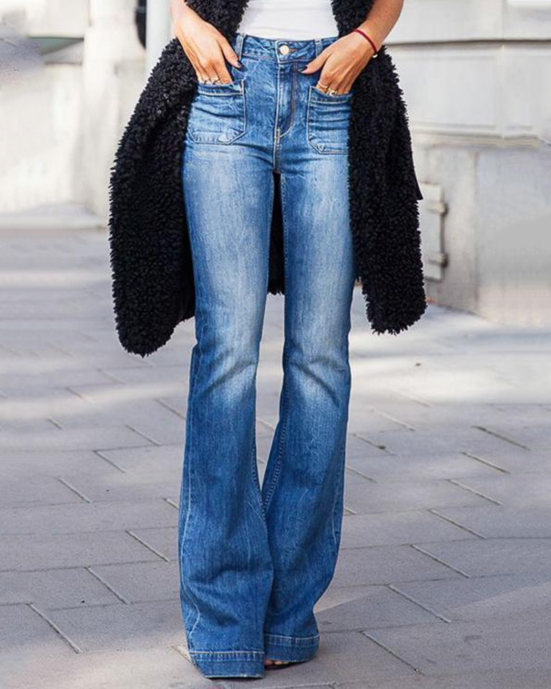 Mid-rise Pocket Flared Jeans