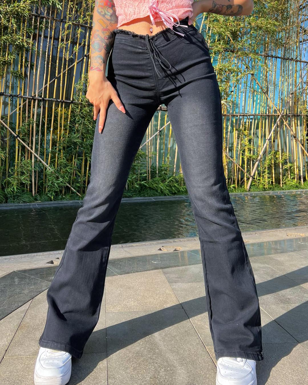 Mid-rise Flared Skinny Jeans