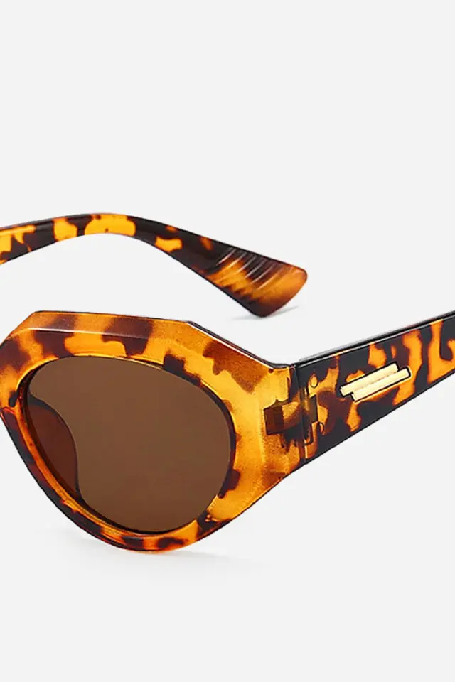 Retro Leopard Irregular Frame Sunglasses