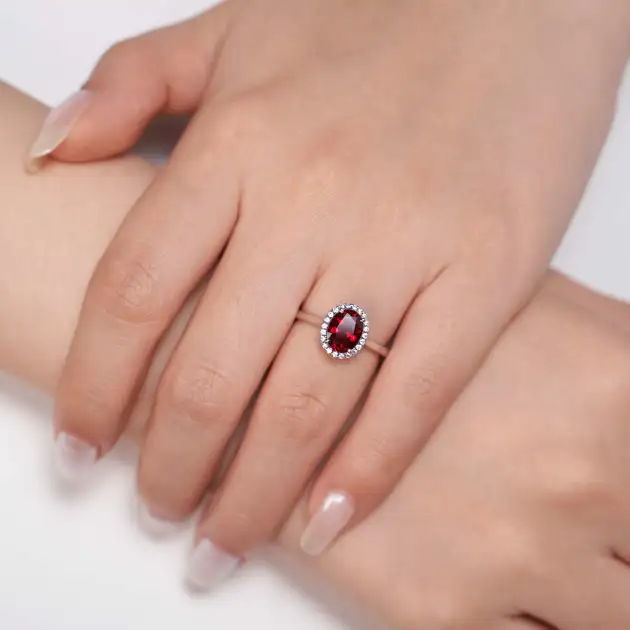 1.5CT Synthetic Ruby Oval Cushion Cut Ring