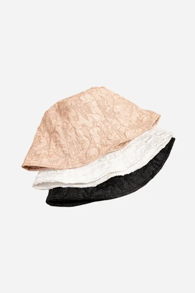 Wrinkled Fabric Barrel Hat