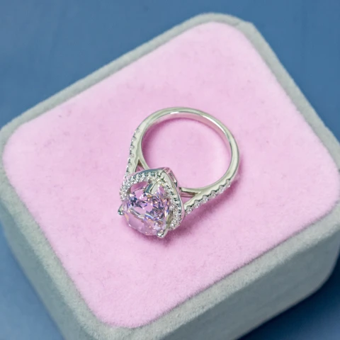 Pear-shaped Pink Zirconia Ring
