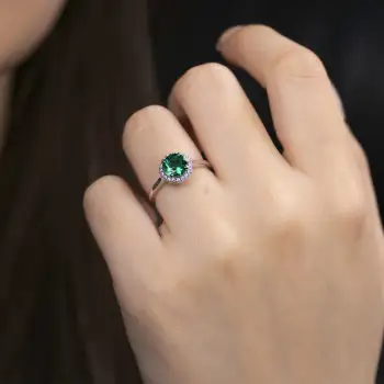 1CT Synthetic Emerald Round Brilliant Cut Ring