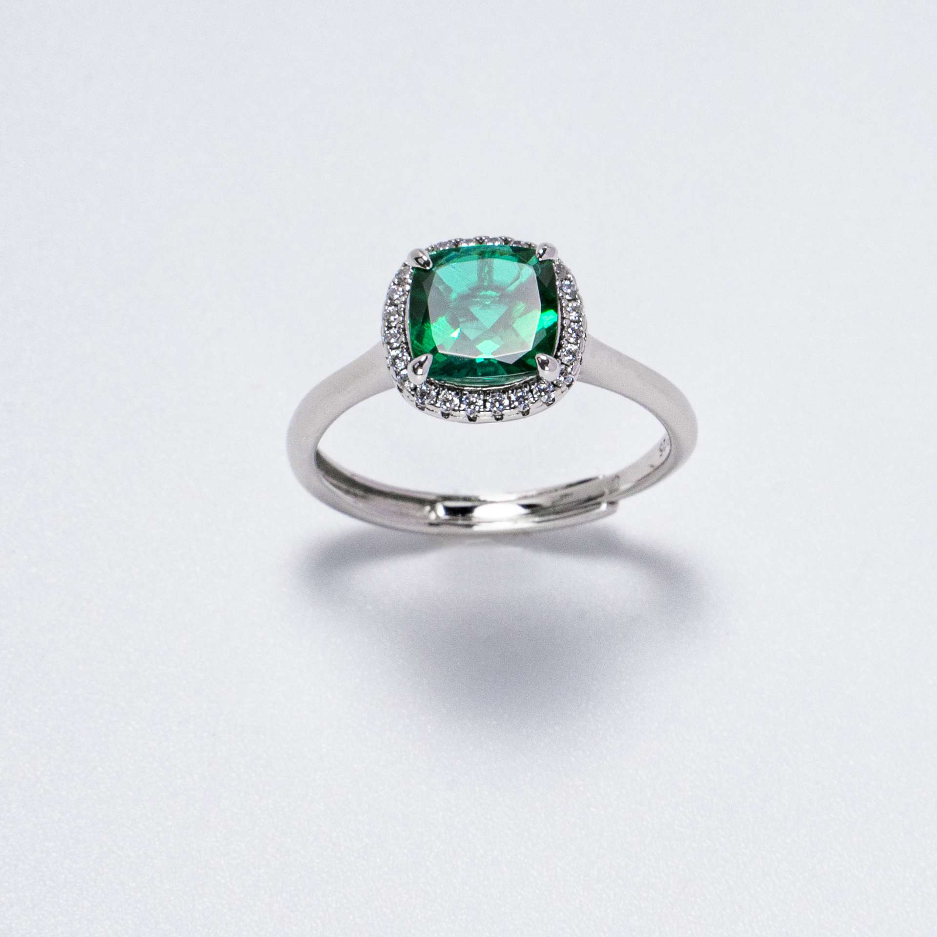 1.5CT Synthetic Emerald Radiant Cut Ring