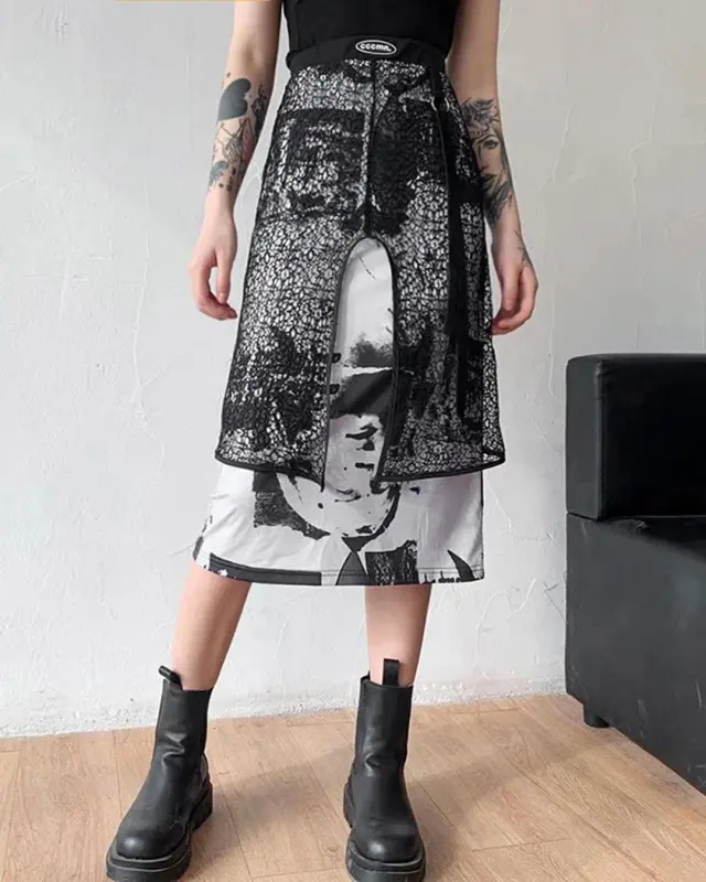 Abstract Print Double Layered Skirts